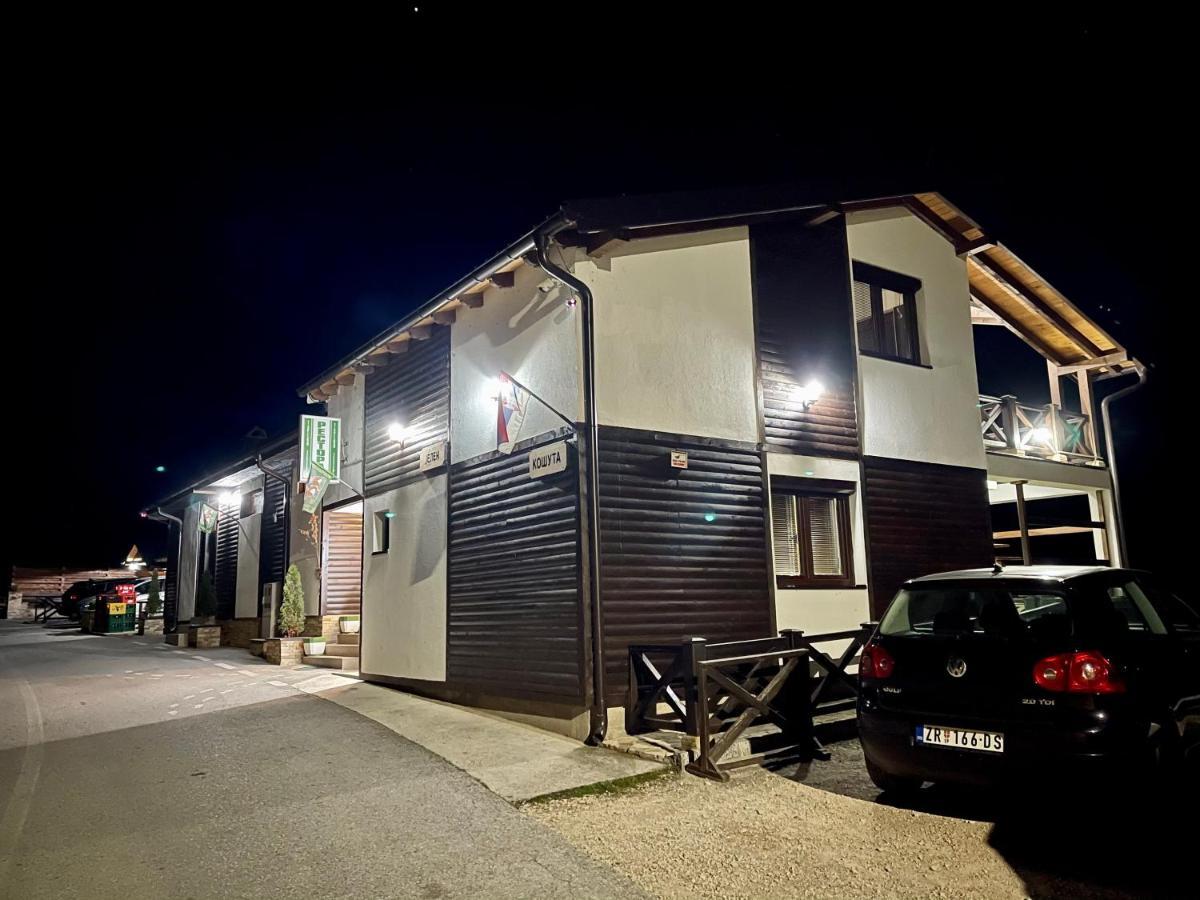 Apartmani Tarsko Jezero Zaovine Exterior photo